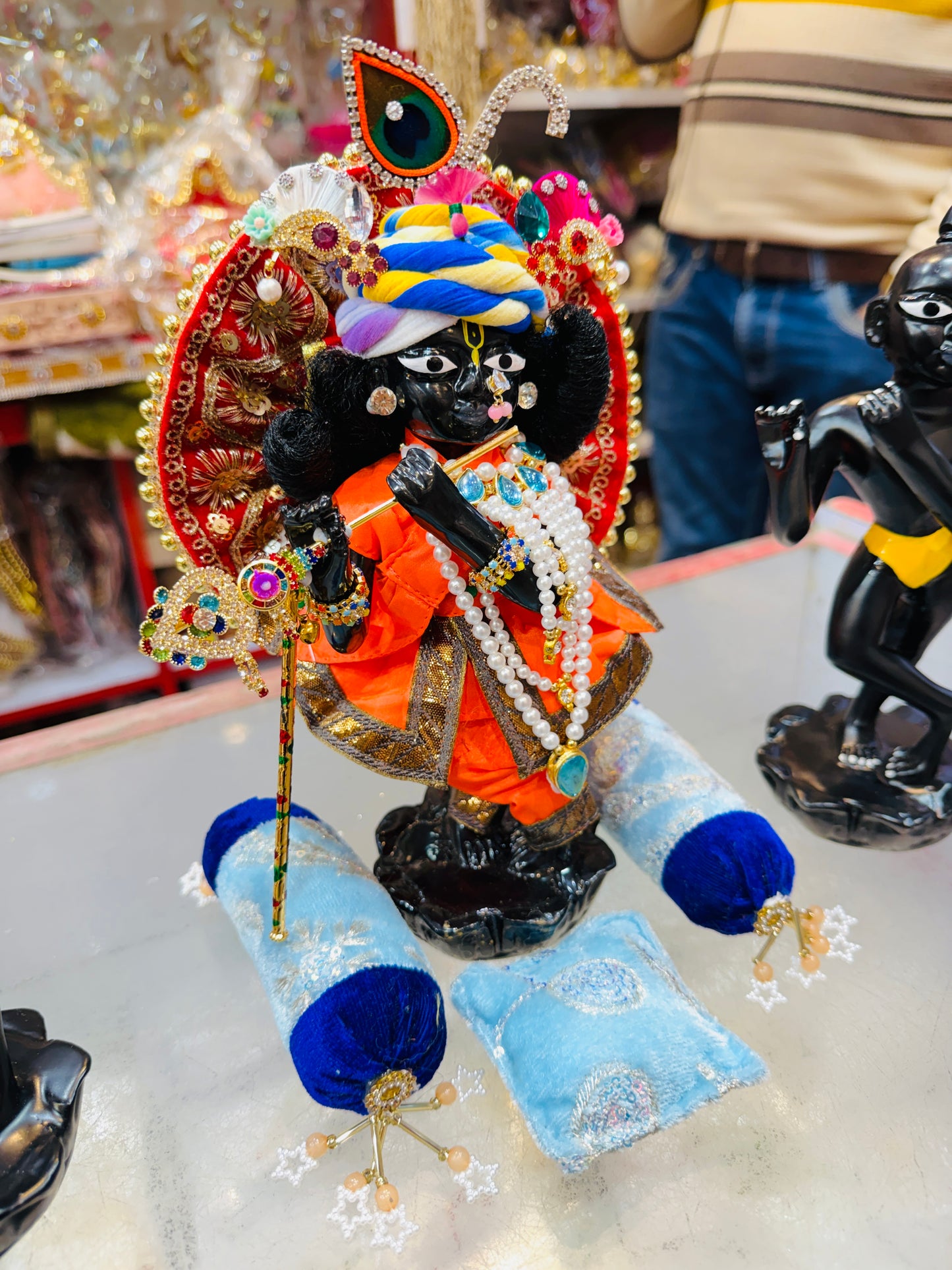 Shri Radharamanji ka Ashtdhatu ka shri vigreh