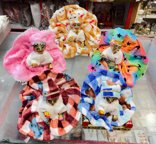 4 soft Poshaks with cap