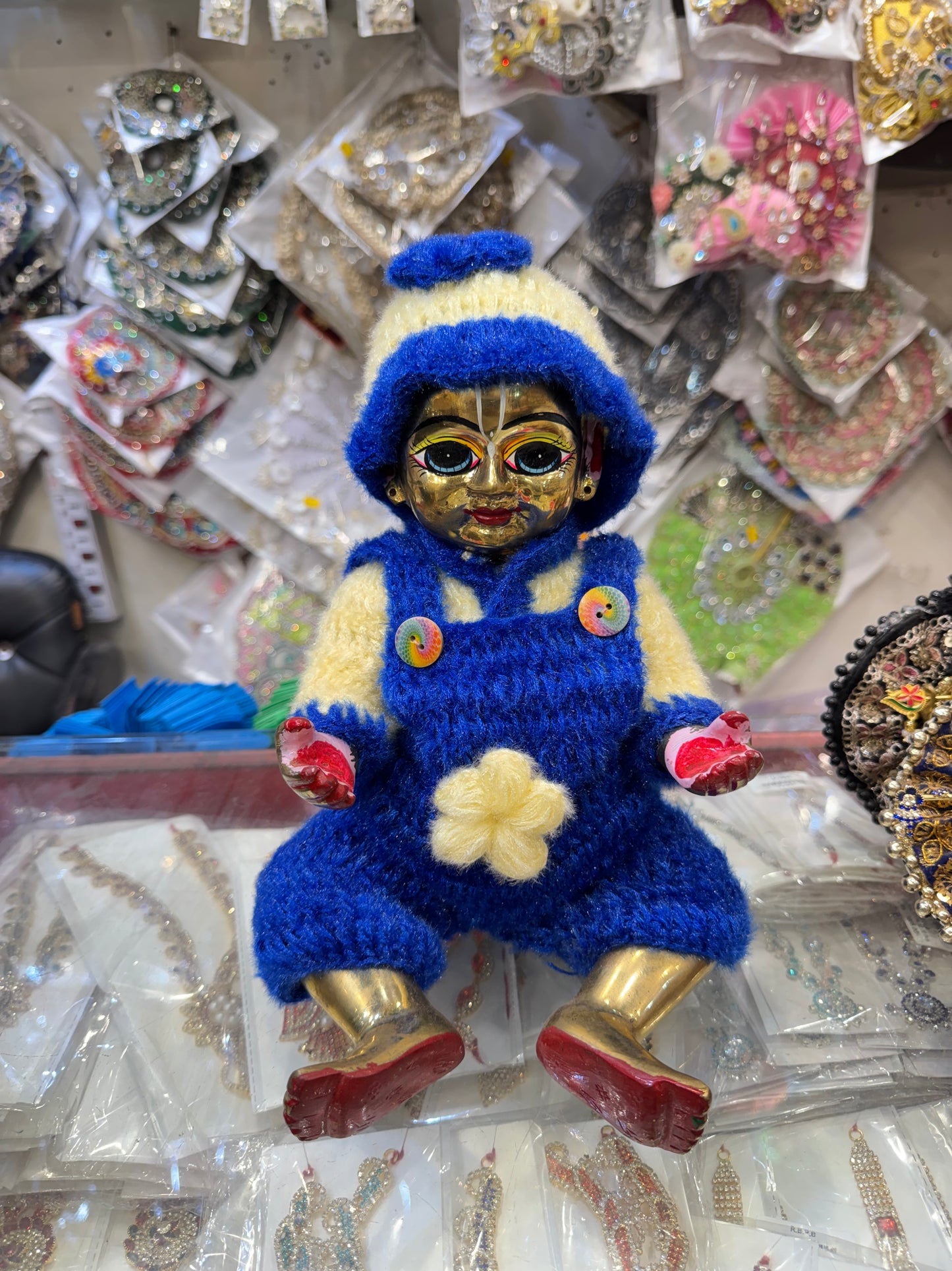 Laddugoapji ke Woolen night suit