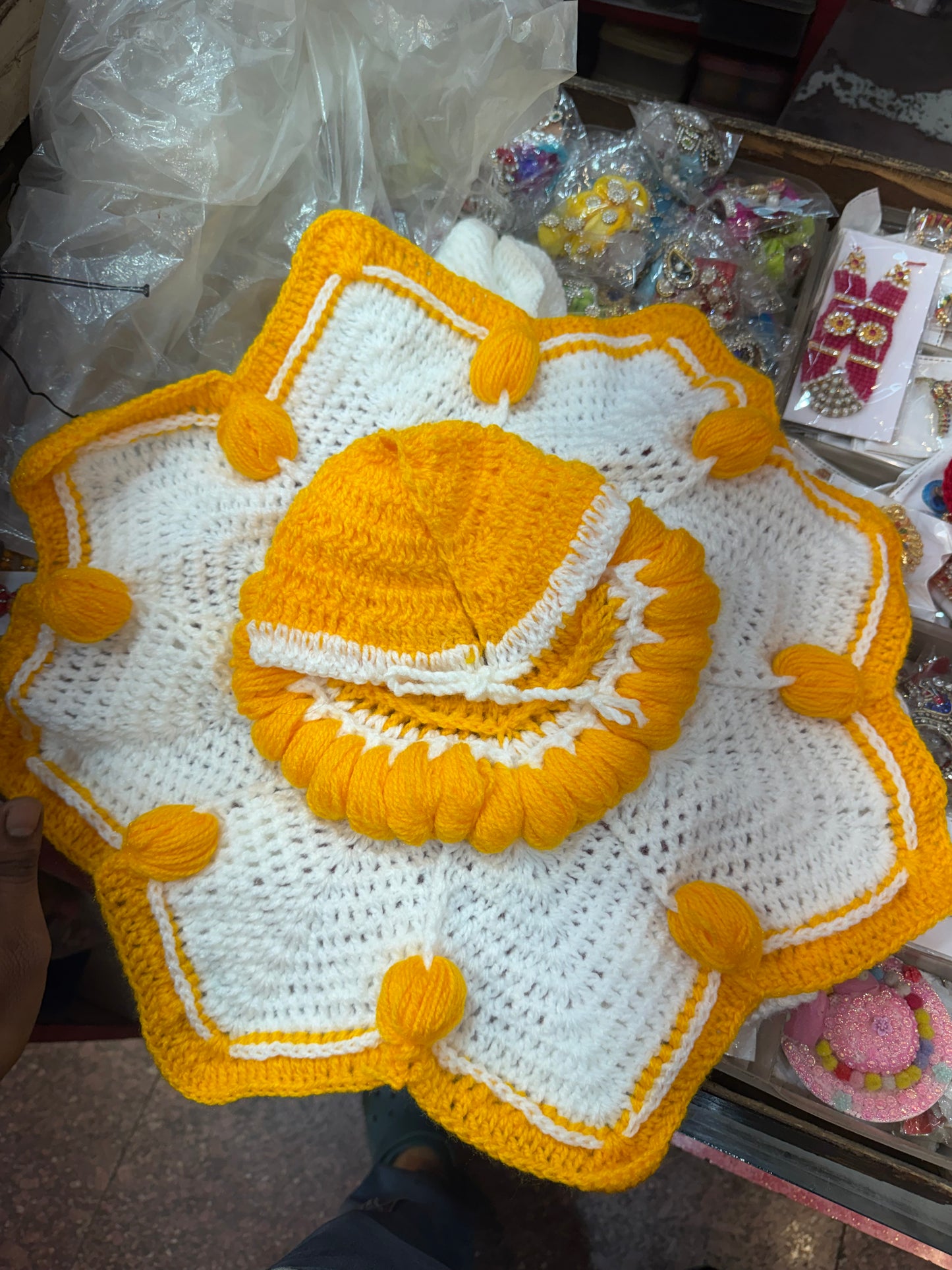 12no Woolen dress for laddugopalji